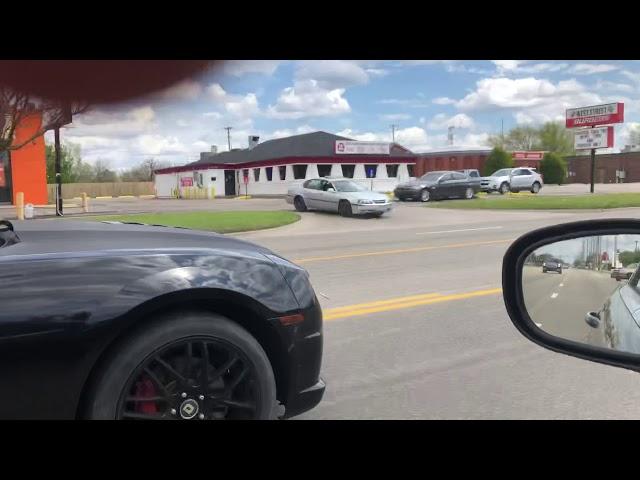 6.1 SRT vs L99 Camaro