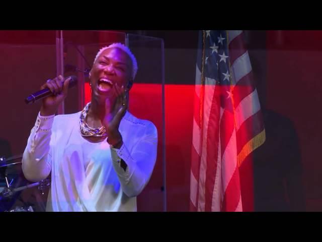 Sisaundra Lewis singing the National Anthem at First Baptist Orlando