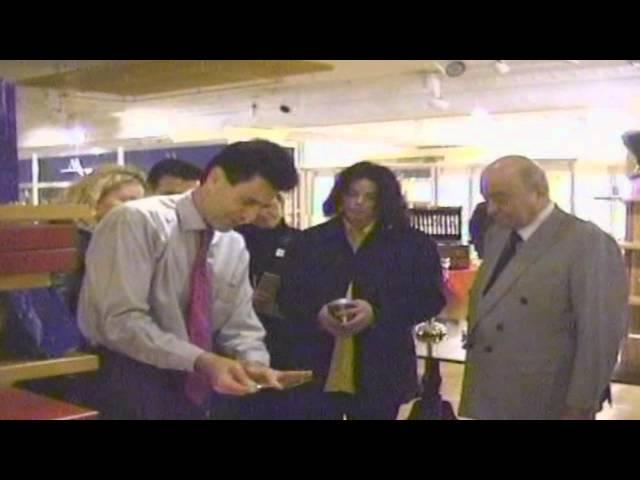 Michael Jackson shopping with Matt Fiddes and Uri Geller