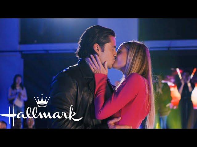 Mom's Christmas Boyfriend 2024 - [NEW] Hallmark Movie - Hallmark Christmas 2024 - Great Romance