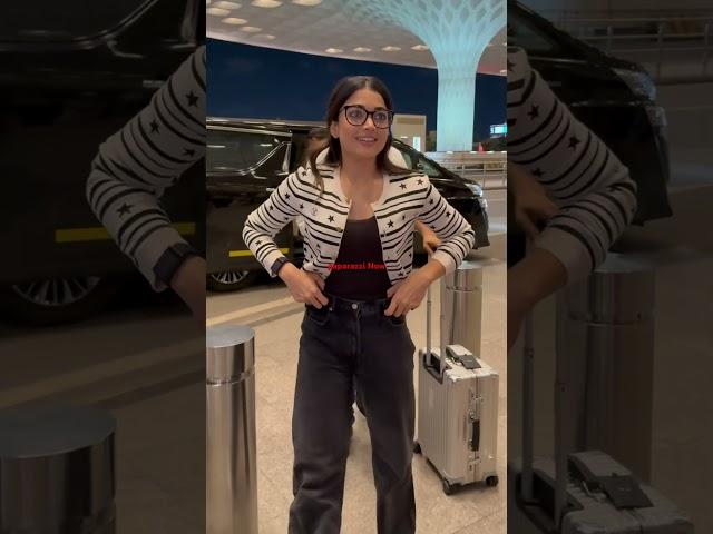 Rashmika mandanna spotted at airport #youtubeshorts #youtube #youtubechannel #ytshorts #yt
