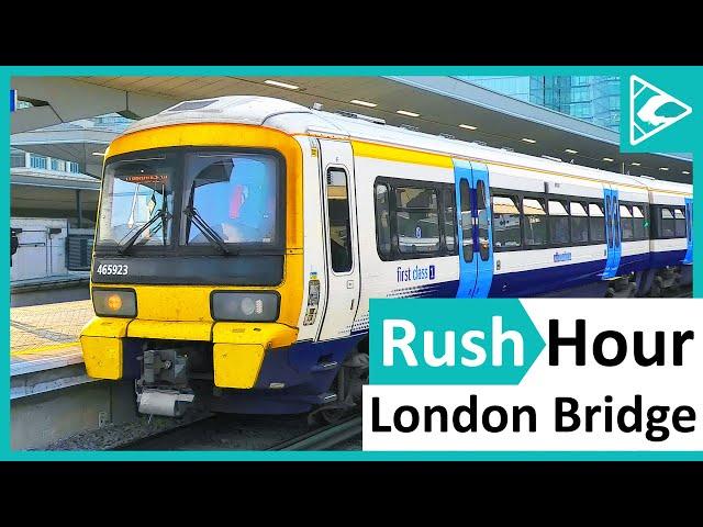 RUSH HOUR Trains at London Bridge (Southeastern) 24/03/2022