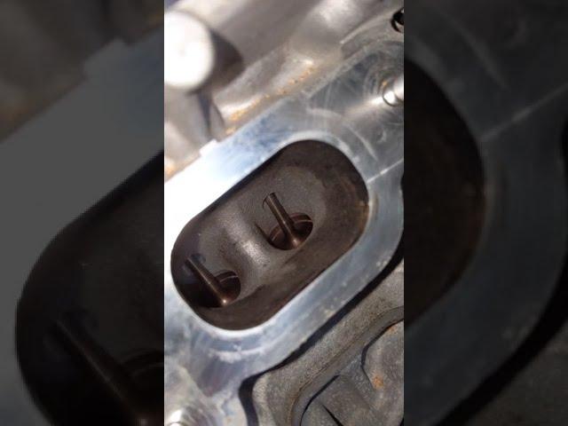 BMW N54 port cleaning - after