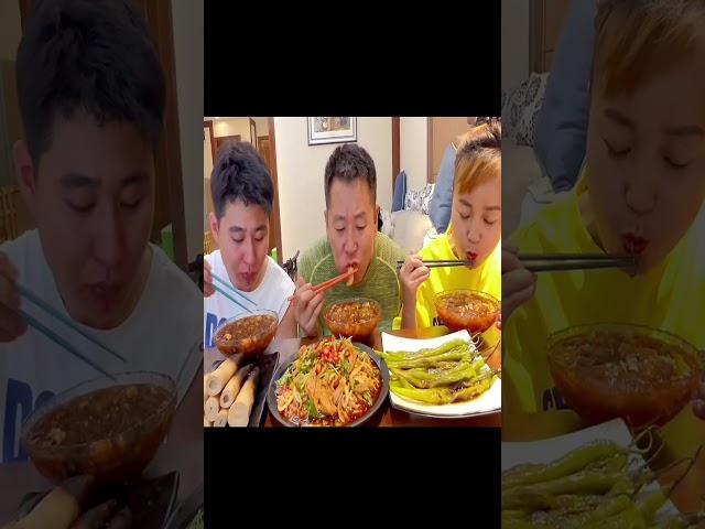 @isister #eating show#eating challenge#husband and wife eating food#mukbang #asmr eating #funny