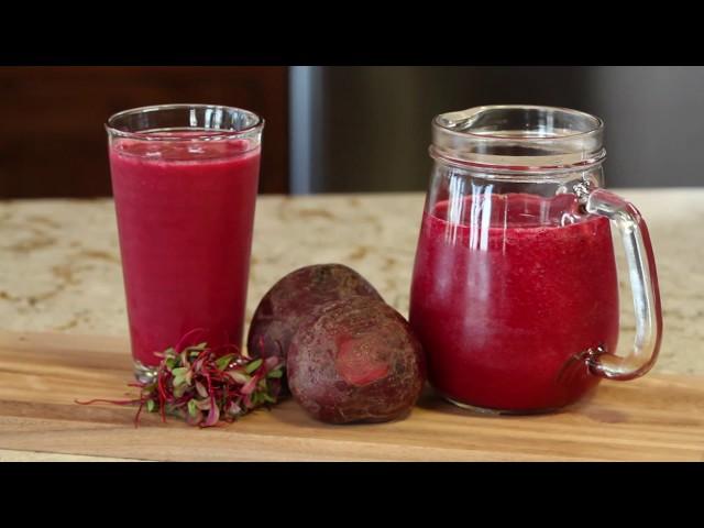 How to Blend a Berry Beet Blast Smoothie