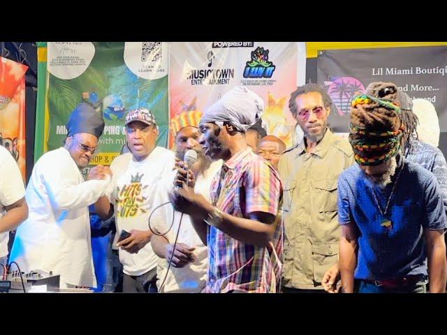 Terry Ganzie BRING OUT Nuff Artistes & MASH UP DI PLACE @ Rub A Dub Thursday | WATCH TO THE END