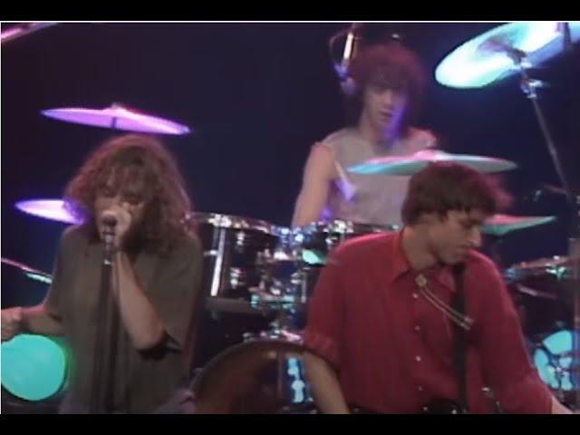R.E.M.  9 June 1984, Capitol Theatre, Passaic, NJ COMPLETE   HQ 360p