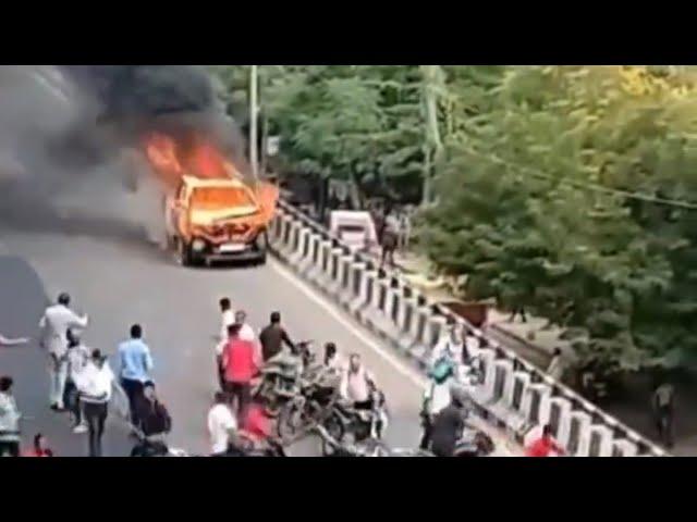 Jaipur Fire Car Video, Jaipur Burning Car, Jaipur Ghost Rider Car public reaction