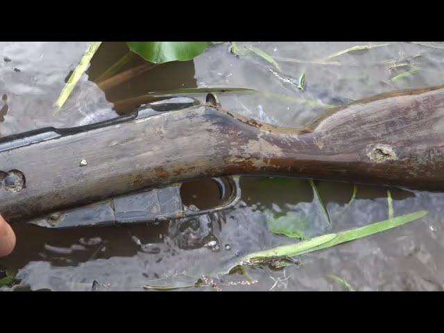 Excavations in the iron river, things from the bottom of the river search with a metal detector