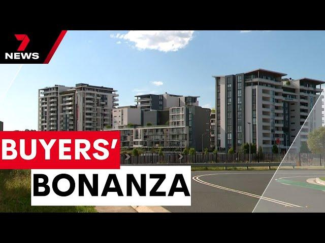 Sydney housing market reaches lowest auction clearance rate in years | 7NEWS