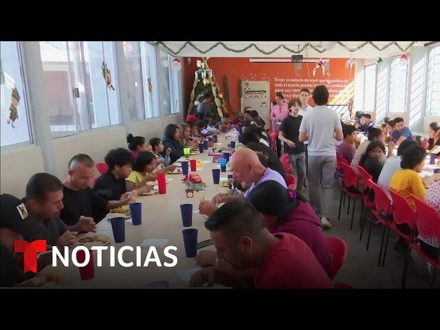 Muchos migrantes viven la Navidad del lado mexicano de la frontera | Noticias Telemundo