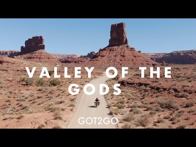 VALLEY OF THE GODS & MOKI DUGWAY: Utah's BEST ROADS with a motorcycle and STUNNING MUST VISITS