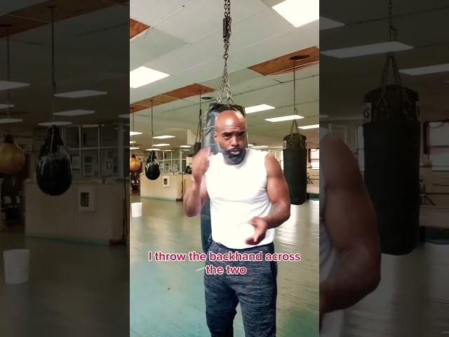 How to Slip Off the Center Line In Boxing #boxingdrills #boxingtraining #boxing #youtubshorts