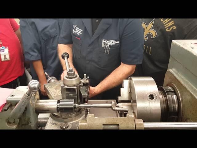 Instructor Kim Munson demonstrates setting up to cut threads on a lathe Part2