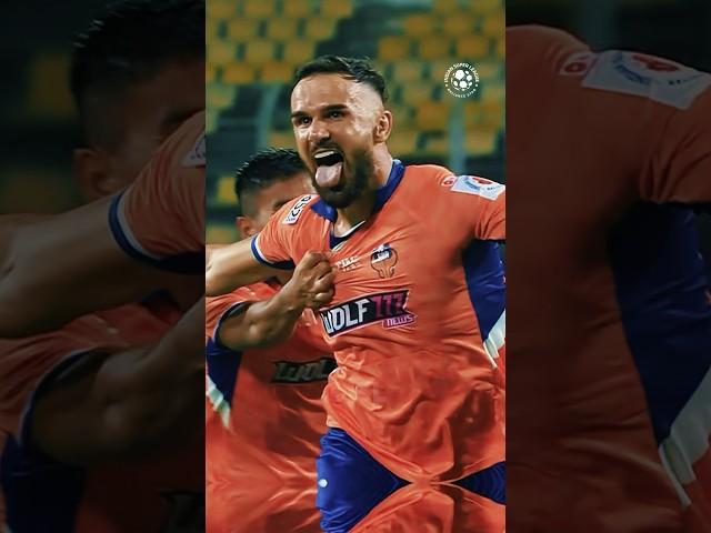 𝐓𝐇𝐄  𝐒𝐇𝐀𝐑𝐏𝐒𝐇𝐎𝐎𝐓𝐄𝐑!  | #ISL #FCGoa #ArmandoSadiku #shorts