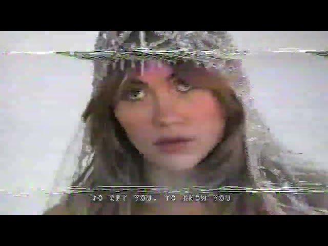 Suki Waterhouse - To Get You (Official Lyric Video)