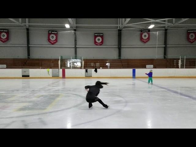 Broken leg sit spin (Level 4) flying entry - figure skating elements by Diana Nightingale