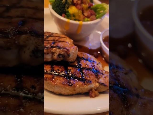 Three Ways to Order Keto at Texas Roadhouse