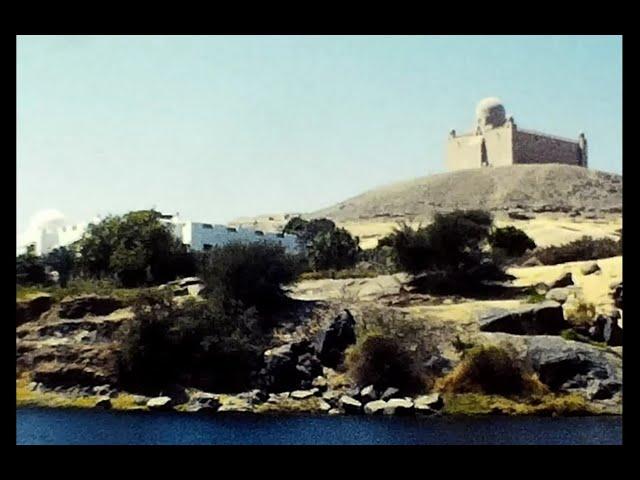 [super8] 1980s Mausoleum of Aga Khan - Aswan, Egypt