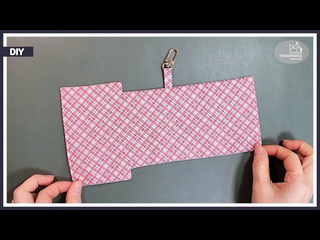 Sewing gift idea How to make a mini pouch and keychain / DIY card holder