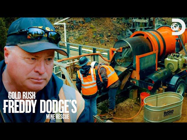 Freddy Repairs Machines and Doubles a Miner's Gold | Gold Rush: Freddy Dodge's Mine Rescue