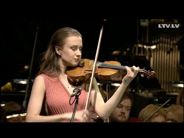 When a string snaps mid performance.. Kristine Balanas Wieniawski Polonaise Brillante No.1