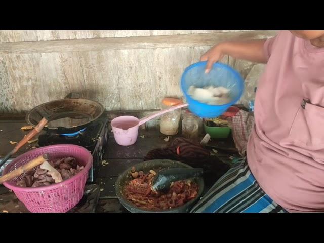 dino iki masak rica rica burung  puyuh mantap gaes