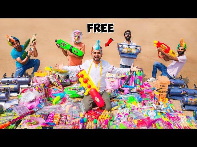 Giving All Holi Gadgets To Kids - बच्चों के साथ मनाई होली | MR. INDIAN HACKER