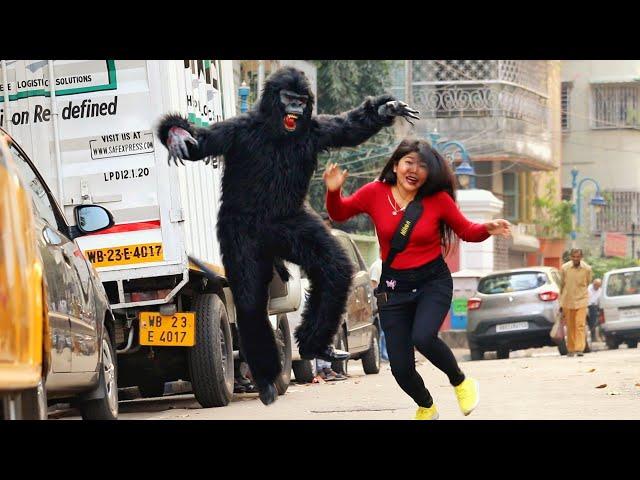 Gorilla Prank on Girls (Part-1) PrankBuzz