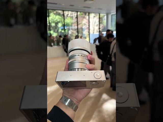 This is the first true unibody in the world • lastest camera SIGMA BF