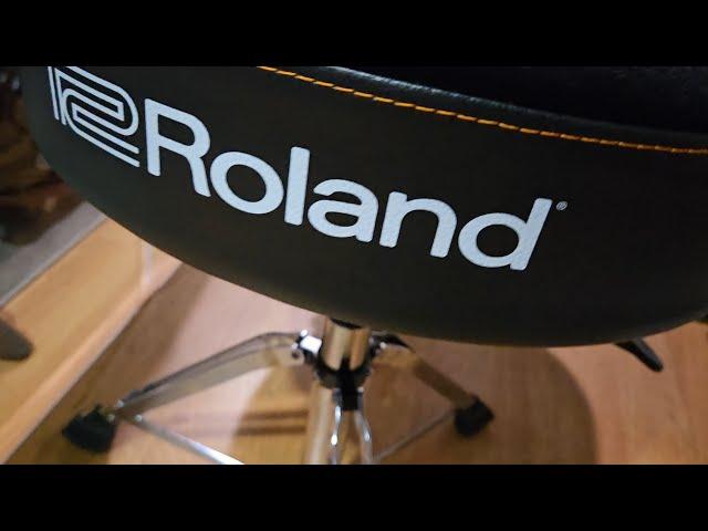 Roland Drum Throne! RDT-SH-U. Pt.2 Unboxing and First Impression Review.