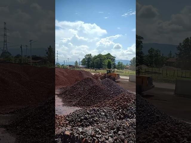 铁矿石，Iron ore, train boxes