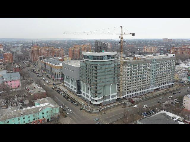 «Такого в городе больше нет»: Amur.life увидел изнутри самое высокое строящееся здание Благовещенска