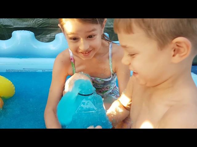 Kids playing with Gelli Baff,  Slime baff and Gelli Snow. Video Compilation .