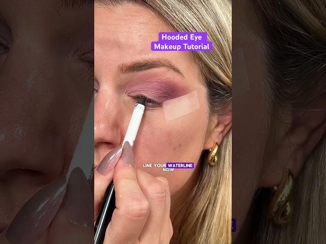 HoODeD Eye Makeup TuToRiAl  #shorts#makeuptutorial#makeuptips #eyeshadowtutorial#hoodedeyemakeup