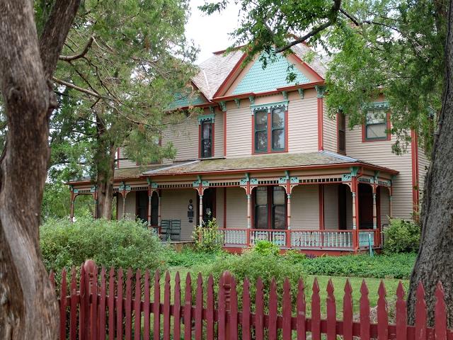 Heritage Farmstead Museum