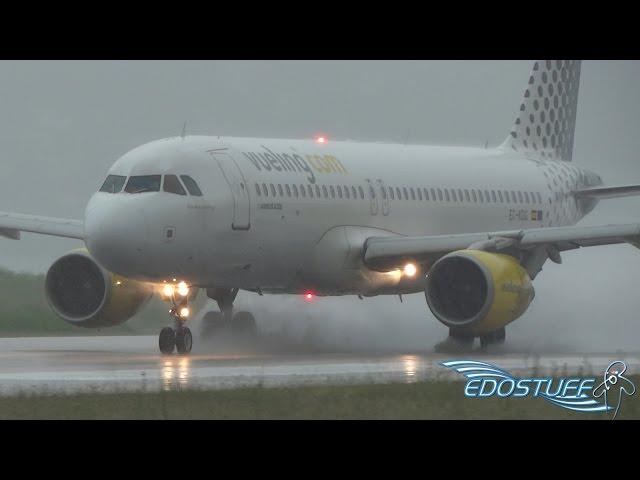 EXTREME! Spotting - Heavy Rainstorm A320 Takeoff from Split Airport