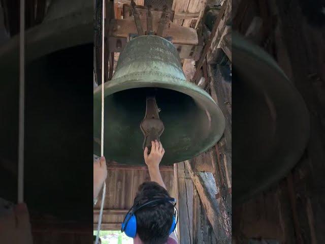 Suonata a corda - Campane della Chiesa dei S. Vigilio e Valentino a Vezzano (TN) #schorts