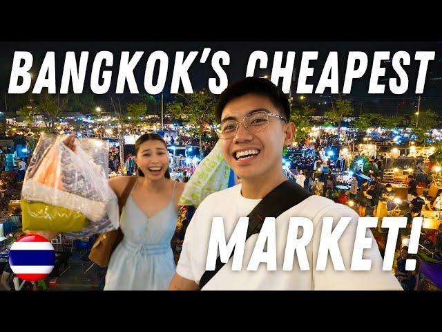 BANGKOK'S CHEAPEST & BIGGEST MARKET! 