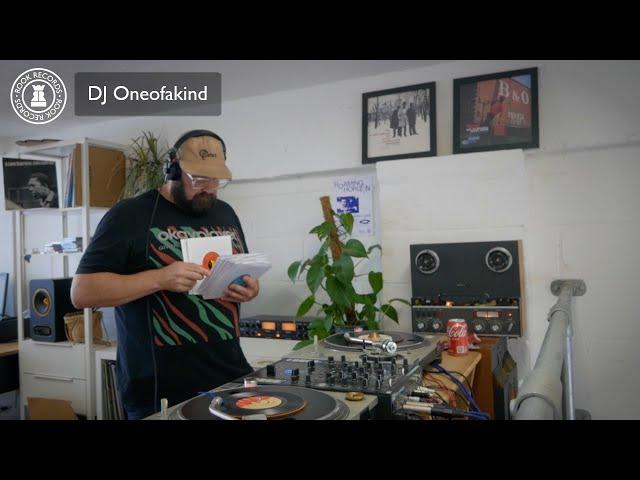 Rook Radio 82 // DJ Oneofakind [Soul / Funk Vinyl 45 Mix]