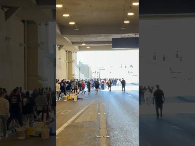 Everyone is walking to #WrestleMania!!! #WWE
