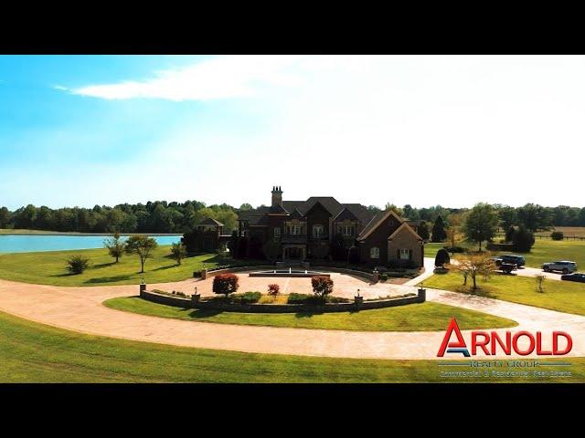 Arnold Realty Group Presents: 500+ Acres of Luxurious Estate on Luigs Lane in Paducah, Kentucky