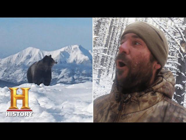 Alone: Clay Tracks Down a Massive Grizzly Bear (Season 8) | History