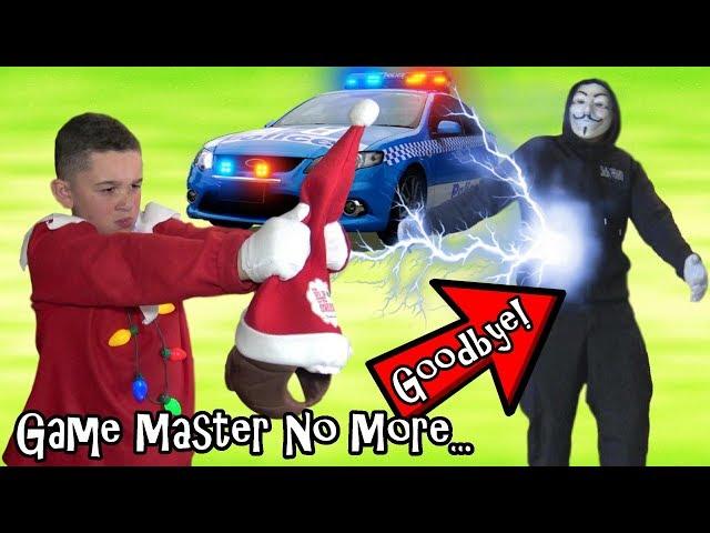 GONE FOREVER! ELF ON THE SHELF COP KID FINDS GAME MASTER ESCAPE HIDEOUT...