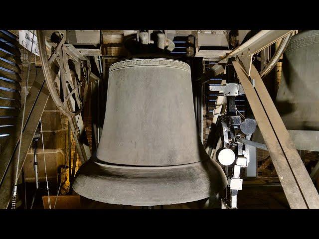 Tuebingen (G - BW) The bells of collegiate church