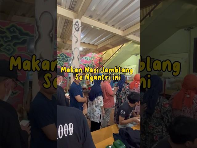 MAKAN NASI JAMBLANG SERAME INI NGANTRINYA PARAH