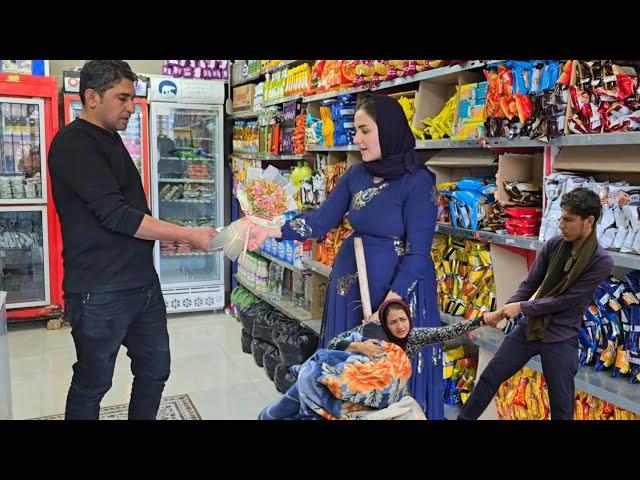 The shopkeeper's unexpected courtship: Zahra's challenge between love and responsibility