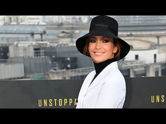 Jennifer Lopez - At the premiere in London [Unstoppable]