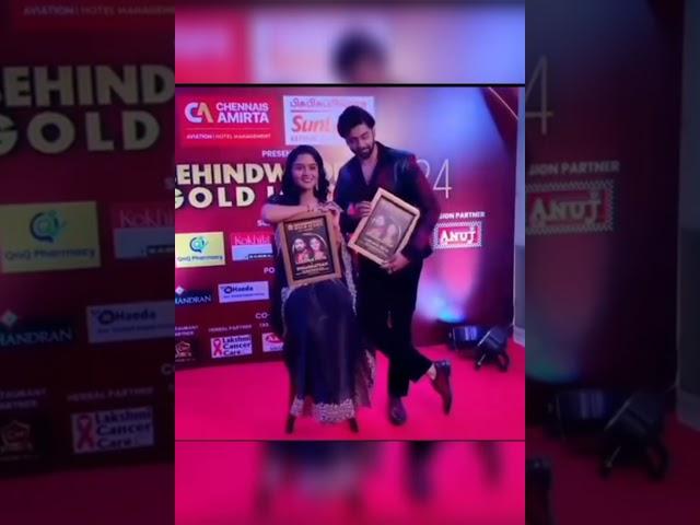 vika  with award ️ #cutiepie  #mahanadhi #vijay #kaveri #swaminathan #lakshmipriya