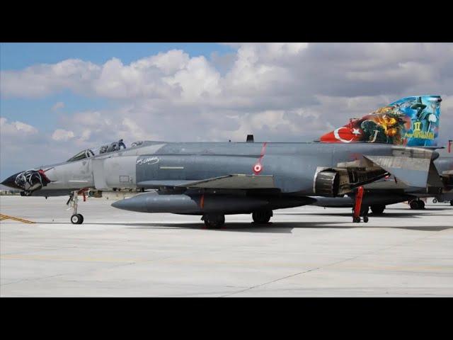 Turkish F-4 Phantoms participate in readiness exercises in Italy